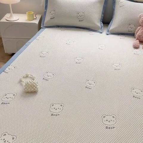 91家纺网 家纺一手货源 找家纺 （总）慕澄 2024新款A类PE提花凉感豆豆复合款凉席