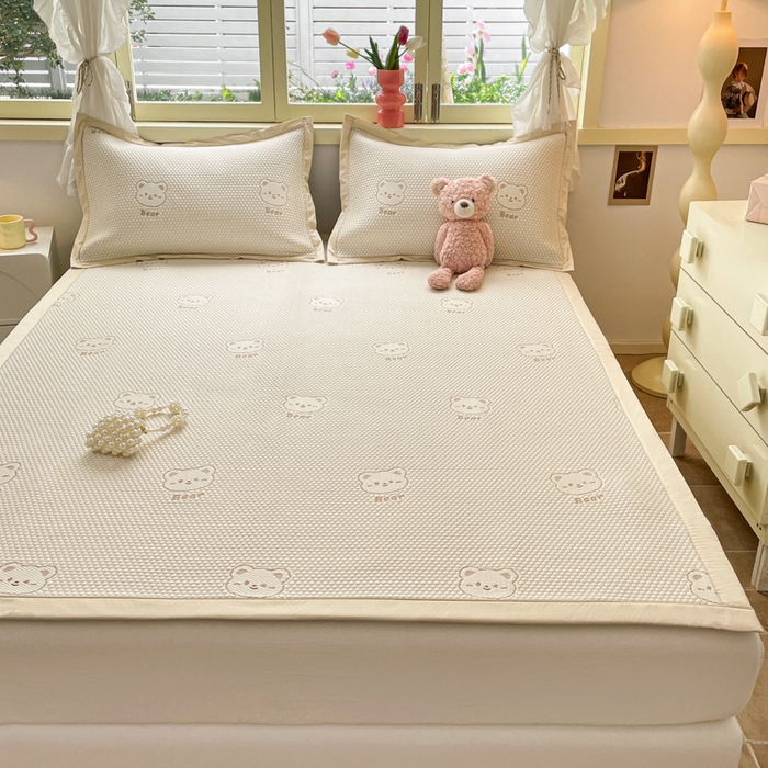 91家纺网 家纺一手货源 找家纺 慕澄 2024新款A类PE提花凉感豆豆复合款凉席 提花豆豆-bear咖