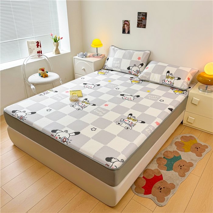 91家纺网 家纺一手货源 找家纺 喜居 2024新款碳光冰丝席床笠款 欢乐狗