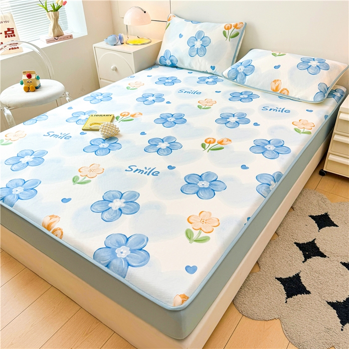 91家纺网 家纺一手货源 找家纺 喜居 2024新款碳光冰丝席床笠款 蓝色花海