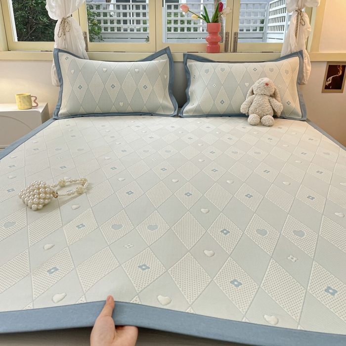 91家纺网 家纺一手货源 找家纺 慕澄 2024新款A类PE提花凉感豆豆复合款凉席 提花豆豆-菱格蓝