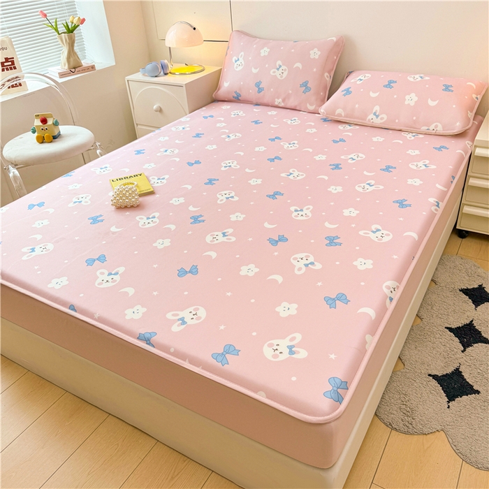 91家纺网 家纺一手货源 找家纺 喜居 2024新款碳光冰丝席床笠款 可爱兔