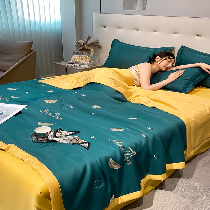 91家纺网 家纺一手货源 找家纺 澳梵 2024新款莫代尔夏被四件套 羽毛绿