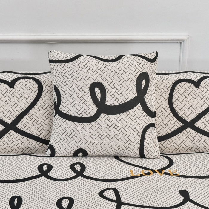 91家纺网 家纺一手货源 找家纺 兴妮雅家纺 2024新款雅芝华士贵妃沙发套 格纹爱意