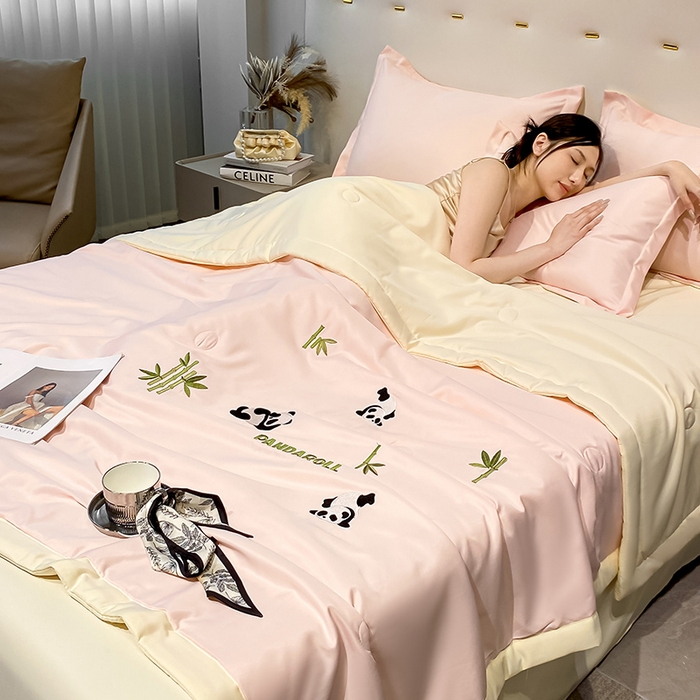 91家纺网 家纺一手货源 找家纺 澳梵 2024新款莫代尔夏被四件套 小熊猫-粉