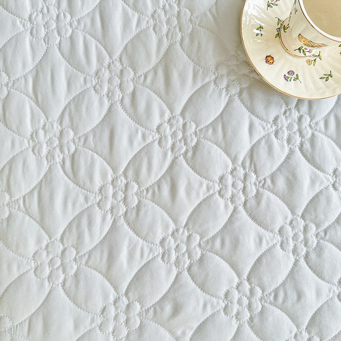 91家纺网 家纺一手货源 找家纺 罗艺轩 2024新款公主风水洗棉全夹棉床盖款三件套-盛宴 盛宴-迷雾灰