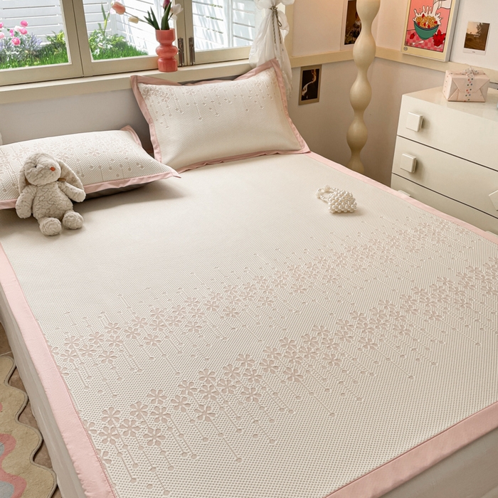 91家纺网 家纺一手货源 找家纺 慕澄 2024新款A类PE提花凉感豆豆复合款凉席 提花豆豆-雪花粉