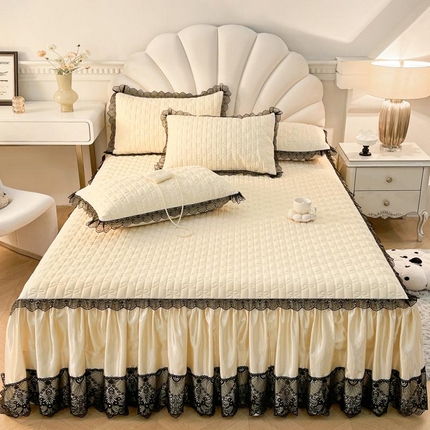 91家纺网 家纺一手货源 找家纺 恋尚 2025新款纯色床笠式床裙乳胶三件套-香奈【控价155起】 香奈儿 米黄