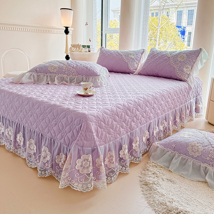 91家纺网 家纺一手货源 找家纺 罗艺轩 2024新款公主风水洗棉全夹棉床盖款三件套-盛宴 盛宴-茉莉紫