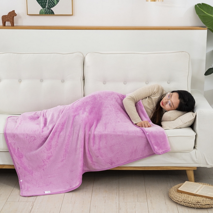 91家纺网 家纺一手货源 找家纺 恋尚羽 2025秋冬爆款印花披肩毯盖毯粉色