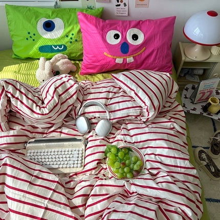 91家纺网 家纺一手货源 找家纺 （总）原素 2024新款水洗棉多巴胺条纹萌趣款毛巾绣四件套