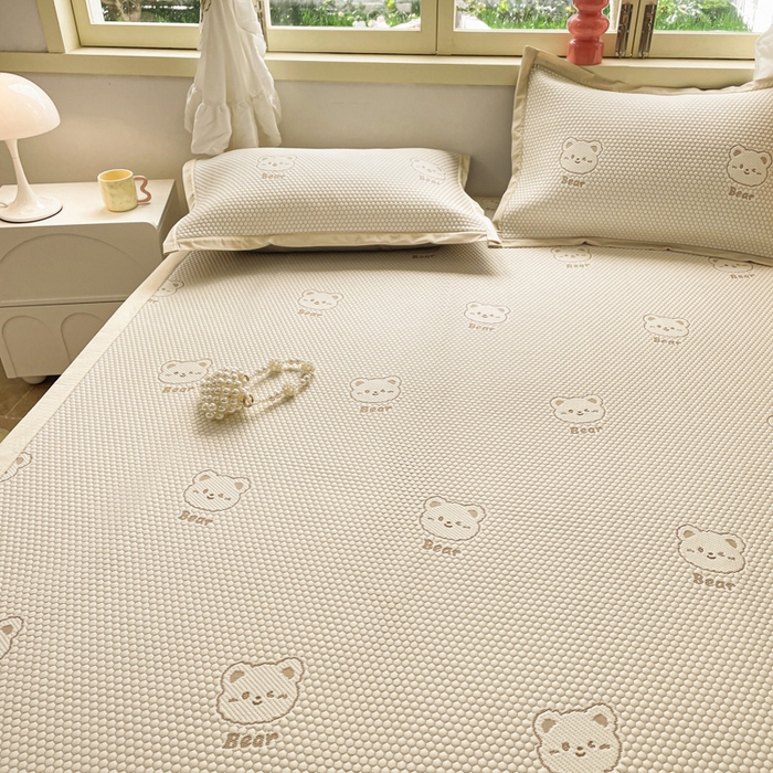 91家纺网 家纺一手货源 找家纺 慕澄 2024新款A类PE提花凉感豆豆复合款凉席 提花豆豆-bear咖