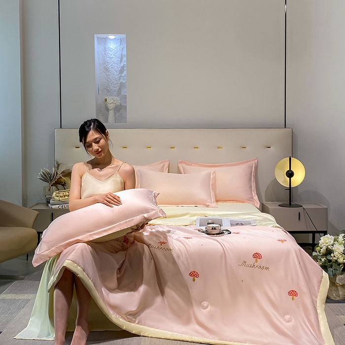 91家纺网 家纺一手货源 找家纺 澳梵 2024新款莫代尔夏被四件套 蘑菇粉