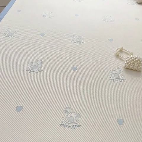 91家纺网 家纺一手货源 找家纺 慕澄 2024新款A类PE提花凉感豆豆复合款凉席 提花豆豆-小木马蓝