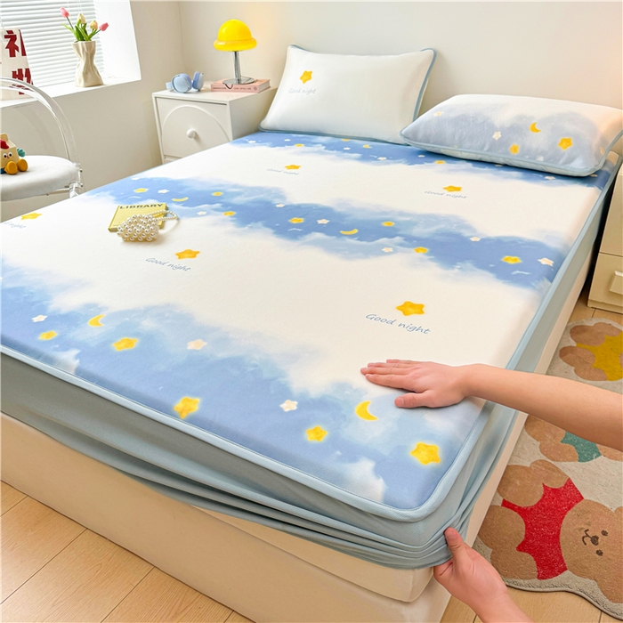 91家纺网 家纺一手货源 找家纺 喜居 2024新款碳光冰丝席床笠款 星河