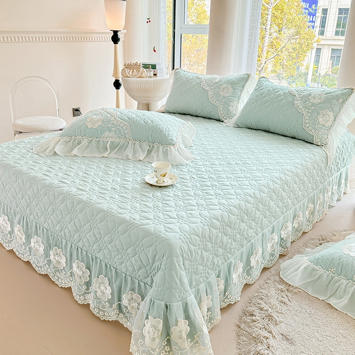 91家纺网 家纺一手货源 找家纺 罗艺轩 2024新款公主风水洗棉全夹棉床盖款三件套-盛宴 盛宴-海盐蓝