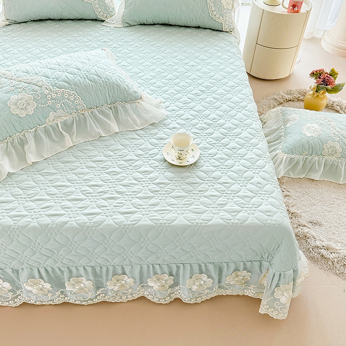 91家纺网 家纺一手货源 找家纺 罗艺轩 2024新款公主风水洗棉全夹棉床盖款三件套-盛宴 盛宴-海盐蓝