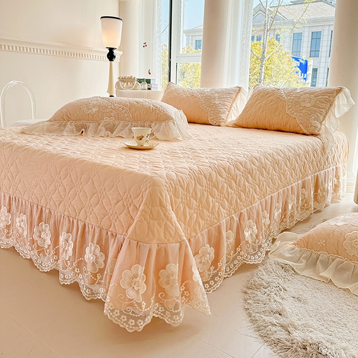 91家纺网 家纺一手货源 找家纺 罗艺轩 2024新款公主风水洗棉全夹棉床盖款三件套-盛宴 盛宴-香槟