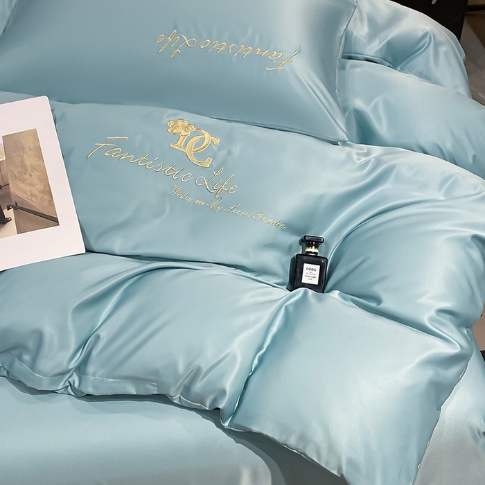 91家纺网 家纺一手货源 找家纺 澳梵 2024新款水洗真丝刺绣四件套 米兰生活-柔情蓝