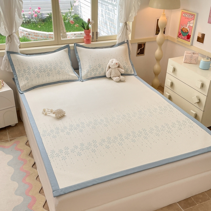 91家纺网 家纺一手货源 找家纺 慕澄 2024新款A类PE提花凉感豆豆复合款凉席 提花豆豆-雪花蓝