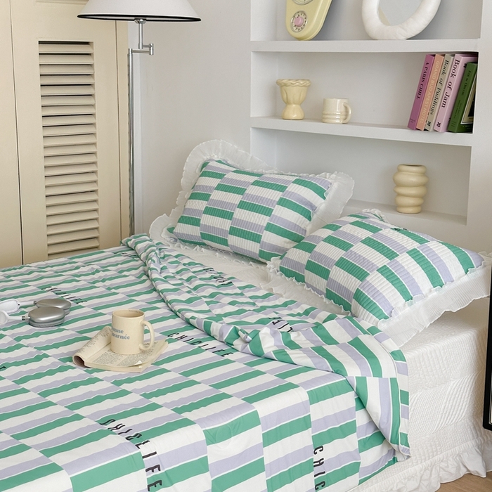 91家纺网 家纺一手货源 找家纺 昔可家纺 2024新款凉感冰皮床盖和同款夏被 紫绿格