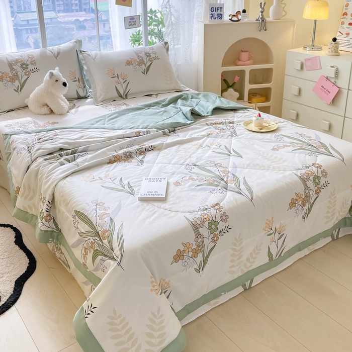 91家纺网 家纺一手货源 找家纺 菲梵家纺 2025春夏新品A类全棉喷气印花夏被 被子被芯 铃兰花语