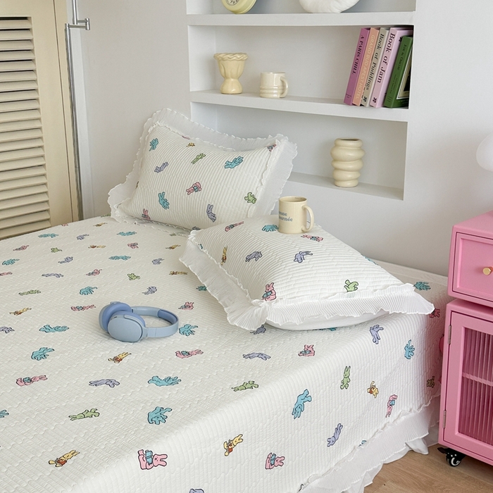 91家纺网 家纺一手货源 找家纺 昔可家纺 2024新款凉感冰皮床盖和同款夏被 七彩兔兔