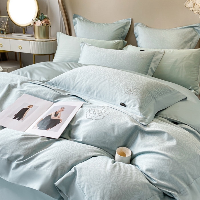 91家纺网 家纺一手货源 找家纺 品家居 2025新款长绒棉宽边印花四件套-邂逅 邂逅蓝色