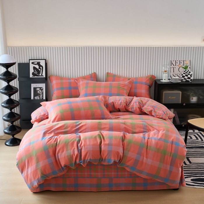 91家纺网 家纺一手货源 找家纺 三沁家居 2024新款格子色织全棉水洗棉四件套 宽边 彩格桔