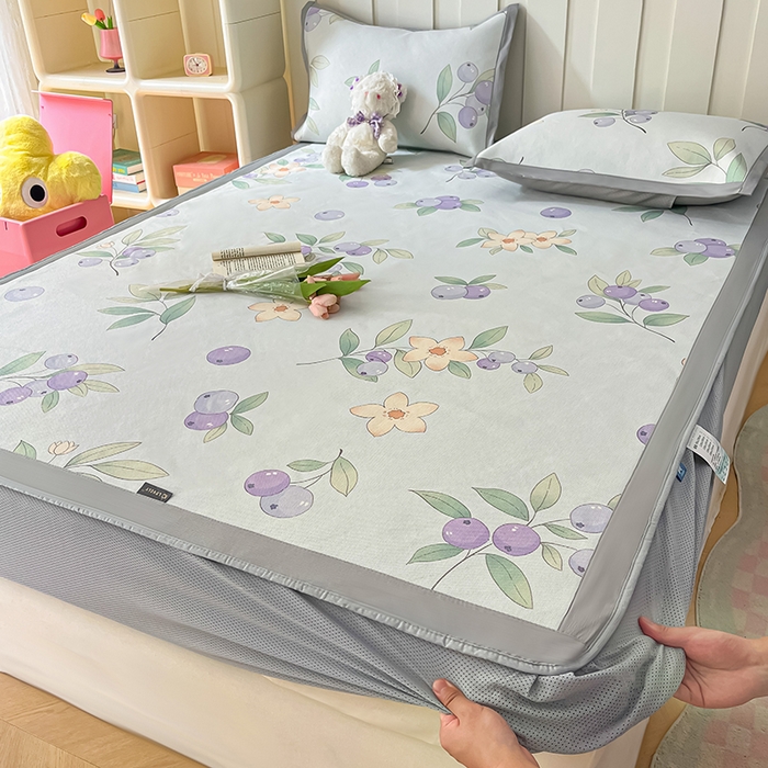 91家纺网 家纺一手货源 找家纺 安哆啦家纺 安哆啦家纺 2024新款A类冰藤印花凉席 蓝莓-床笠款