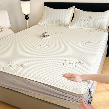 91家纺网 家纺一手货源 找家纺 （总）摩妮卡 2025新款PE中分子凉感提花冰豆豆凉席三件套床笠三件套