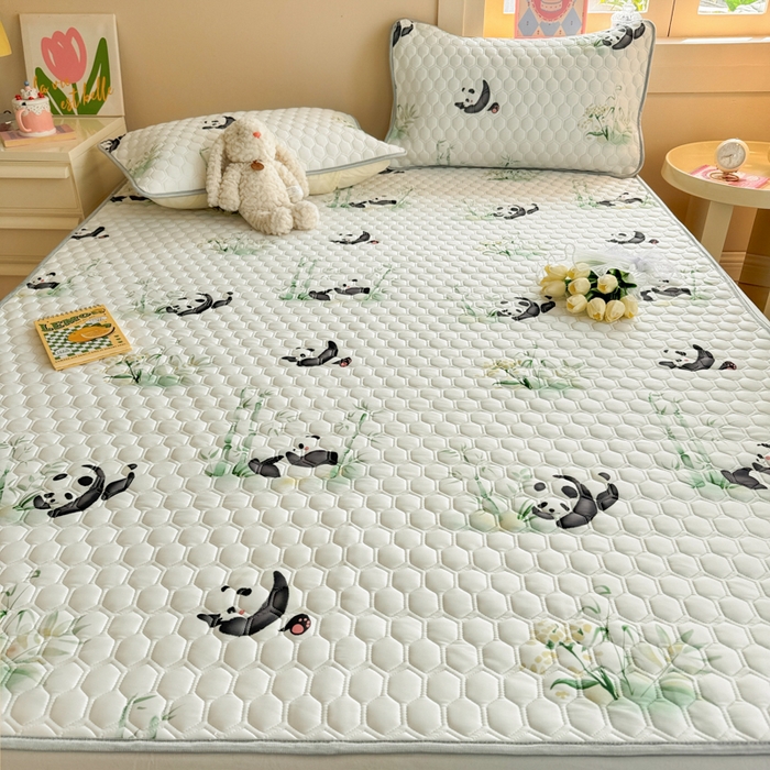 91家纺网 家纺一手货源 找家纺 简宜家居（朝初家纺） 2025新款凉感丝平铺席 熊猫团团