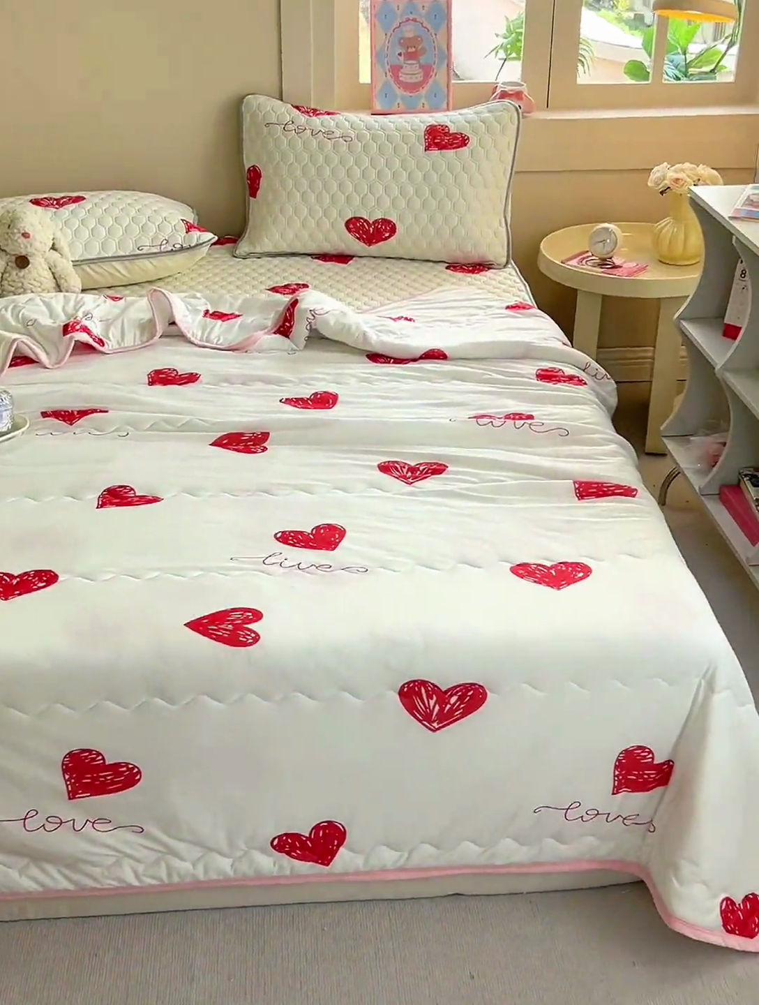 91家纺网 家纺一手货源 找家纺 简宜家居（朝初家纺） 2025新款凉感丝夏被 爱心