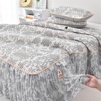 91家纺网 家纺一手货源 找家纺 布卢姆床垫2025新款5mm印花乳胶凉席凉感丝席床裙款 密林-灰