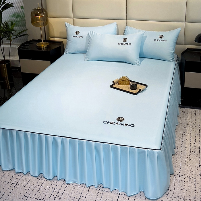 91家纺网 家纺一手货源 找家纺 极梦家纺（支持定制） 2025夏季新款纯色绣花水洗真丝单床裙三件套可提供买家秀 天水蓝