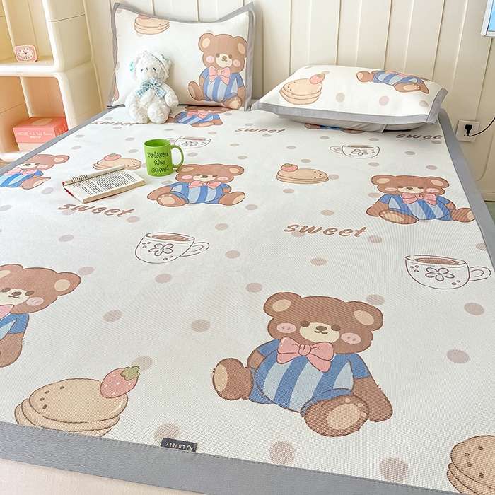 91家纺网 家纺一手货源 找家纺 安哆啦家纺 安哆啦家纺 2024新款A类冰藤印花凉席 蛋糕小熊-凉席款