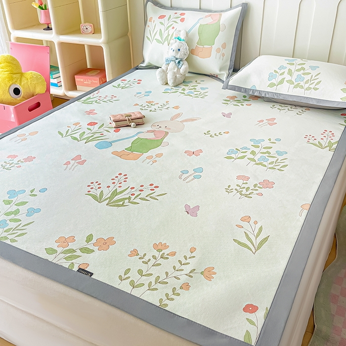 91家纺网 家纺一手货源 找家纺 安哆啦家纺 安哆啦家纺 2024新款A类冰藤印花凉席 田园里-凉席款