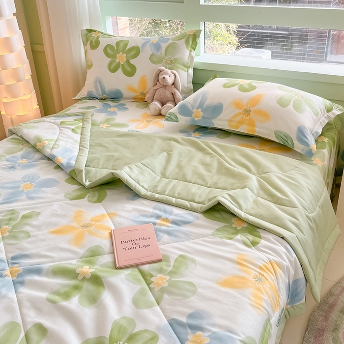 91家纺网 家纺一手货源 找家纺 菲梵家纺 2025春夏新品A类全棉喷气印花夏被 被子被芯 清莹花香