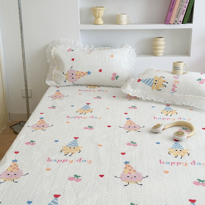 91家纺网 家纺一手货源 找家纺 昔可家纺 2024新款凉感冰皮床盖和同款夏被 樱桃曲奇