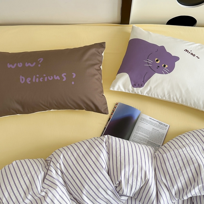 91家纺网 家纺一手货源 找家纺 艾沁家纺  2024新款32支全棉色织水洗棉四件套-紫猫+肥梨 紫条纹