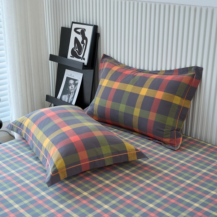 91家纺网 家纺一手货源 找家纺 三沁家居 2024新款格子色织全棉水洗棉四件套 宽边 彩格灰