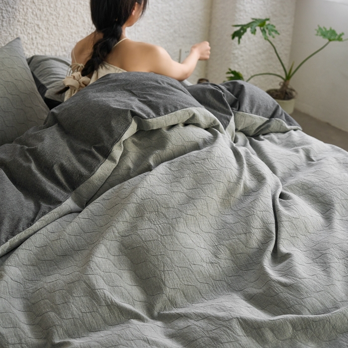 91家纺网 家纺一手货源 找家纺 安莱生活 2025新款双层纱色织提花波浪系列四件套 斜纹波浪 斜纹波兰-深灰