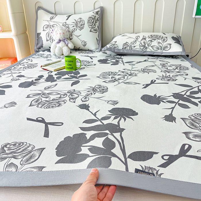 91家纺网 家纺一手货源 找家纺 安哆啦家纺 安哆啦家纺 2024新款A类冰藤印花凉席 花上枝-凉席款