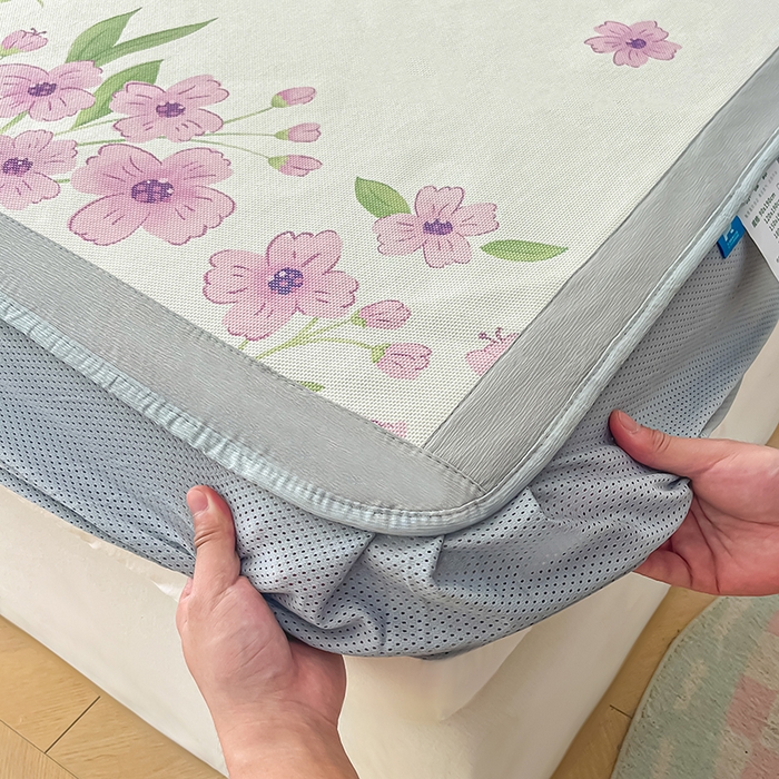 91家纺网 家纺一手货源 找家纺 安哆啦家纺 安哆啦家纺 2024新款A类冰藤印花凉席 浪漫花语-床笠款