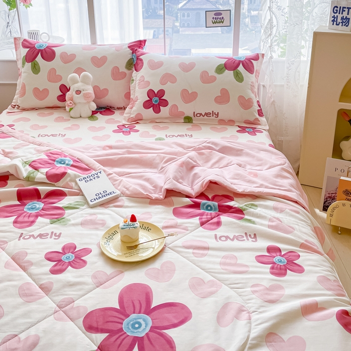 91家纺网 家纺一手货源 找家纺 菲梵家纺 2025春夏新品A类全棉喷气印花夏被 被子被芯 梦入花香