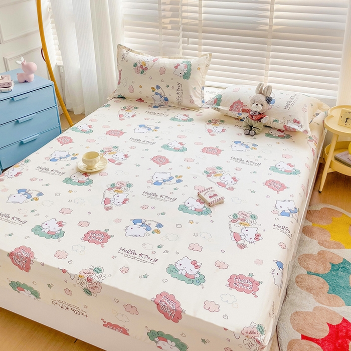 91家纺网 家纺一手货源 找家纺 楠沐家纺 2025新款亲肤印花芦荟棉水洗棉床笠系列 KT粉蓝喵喵