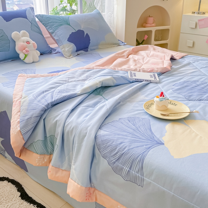 91家纺网 家纺一手货源 找家纺 菲梵家纺 2025春夏新品A类全棉喷气印花夏被 被子被芯 银杏叶