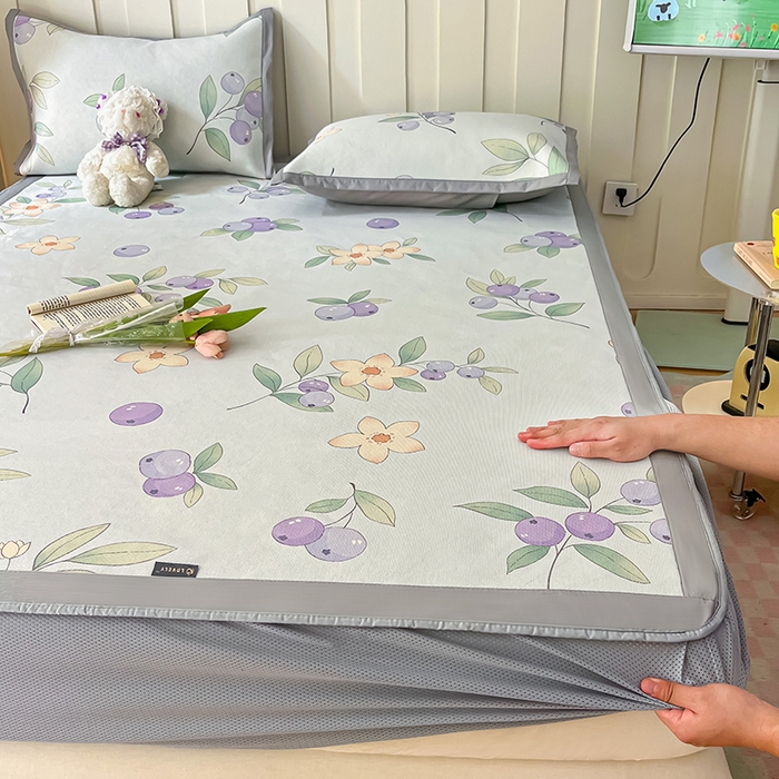 91家纺网 家纺一手货源 找家纺 安哆啦家纺 安哆啦家纺 2024新款A类冰藤印花凉席 蓝莓-床笠款