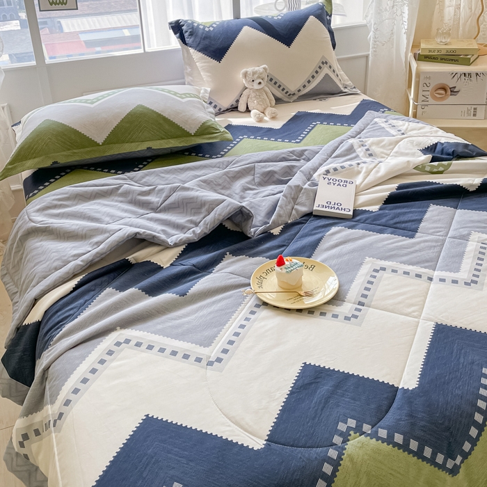 91家纺网 家纺一手货源 找家纺 菲梵家纺 2025春夏新品A类全棉喷气印花夏被 被子被芯 莱赛尔