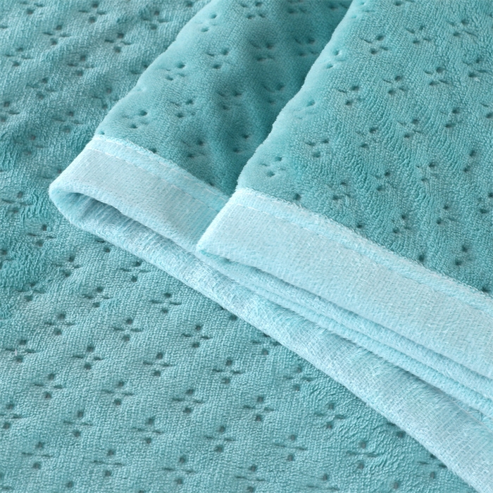 91家纺网 家纺一手货源 找家纺 芸锦豪 2024新款牛奶绒华夫格床盖 绿色